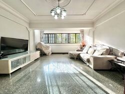 Blk 656 Hougang Avenue 8 (Hougang), HDB Executive #529837841